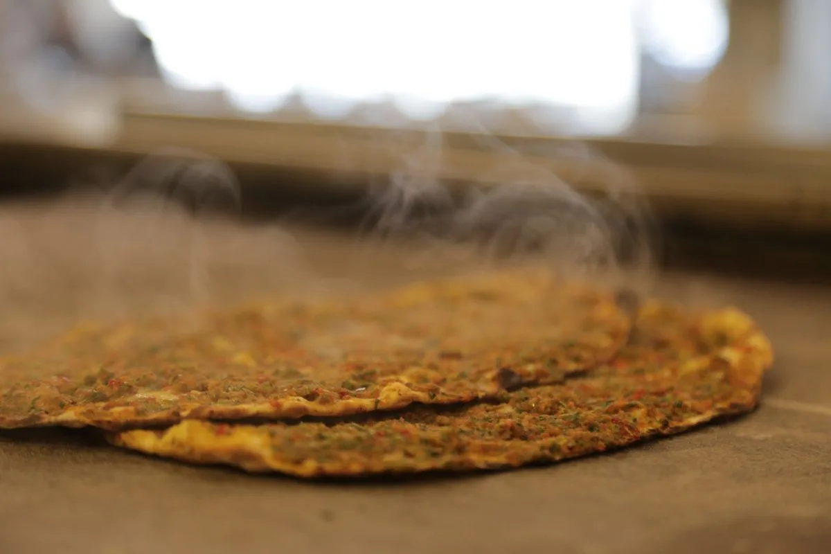 Lahmacun served at Düveroğlu